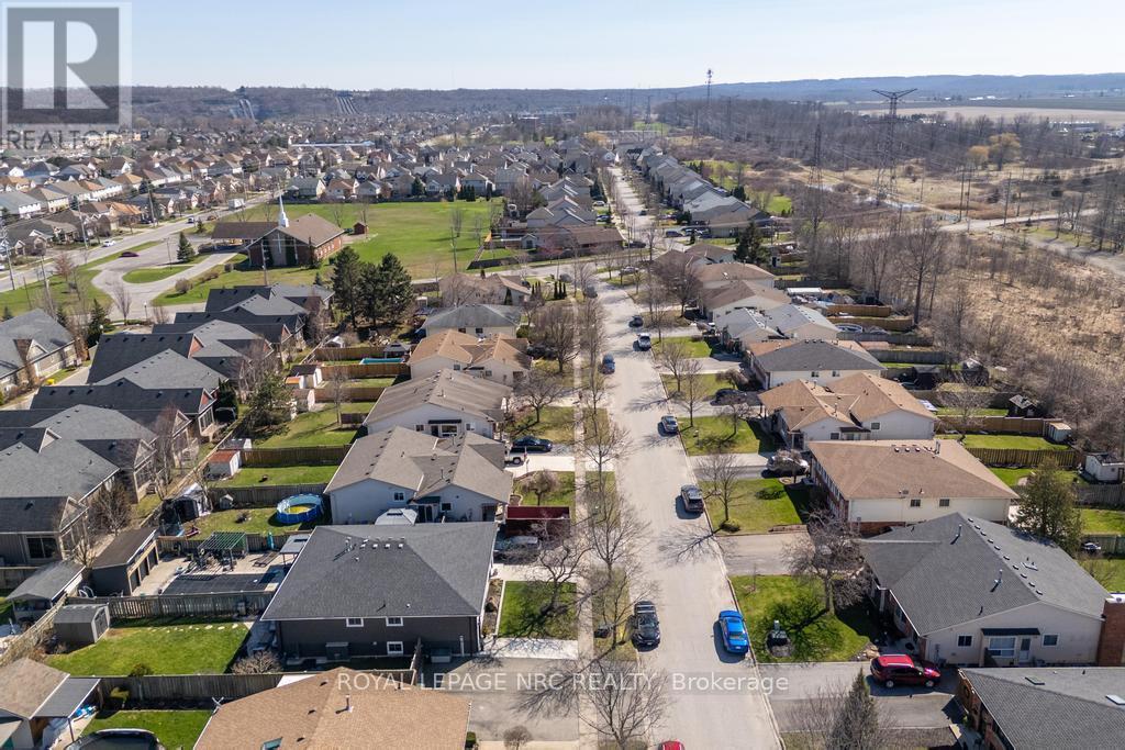 22 Fox Trail Drive, St. Catharines, Ontario  L2S 3T7 - Photo 30 - X12978872