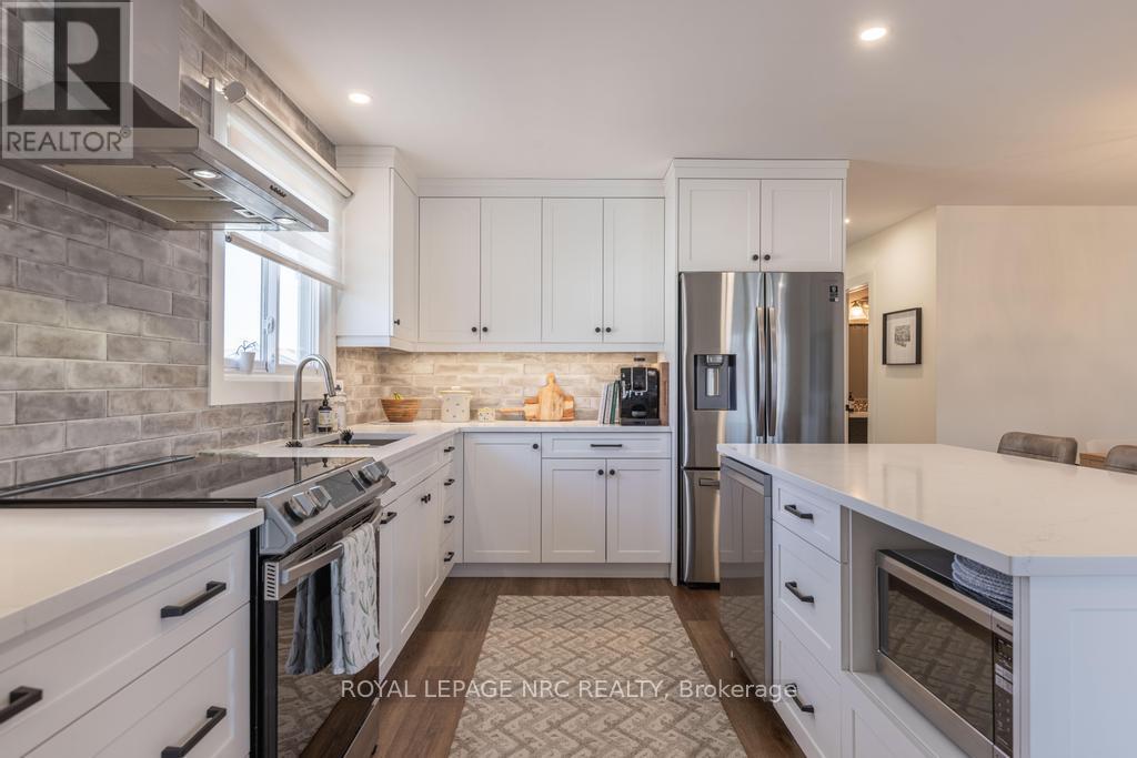 22 Fox Trail Drive, St. Catharines, Ontario  L2S 3T7 - Photo 9 - X12978872