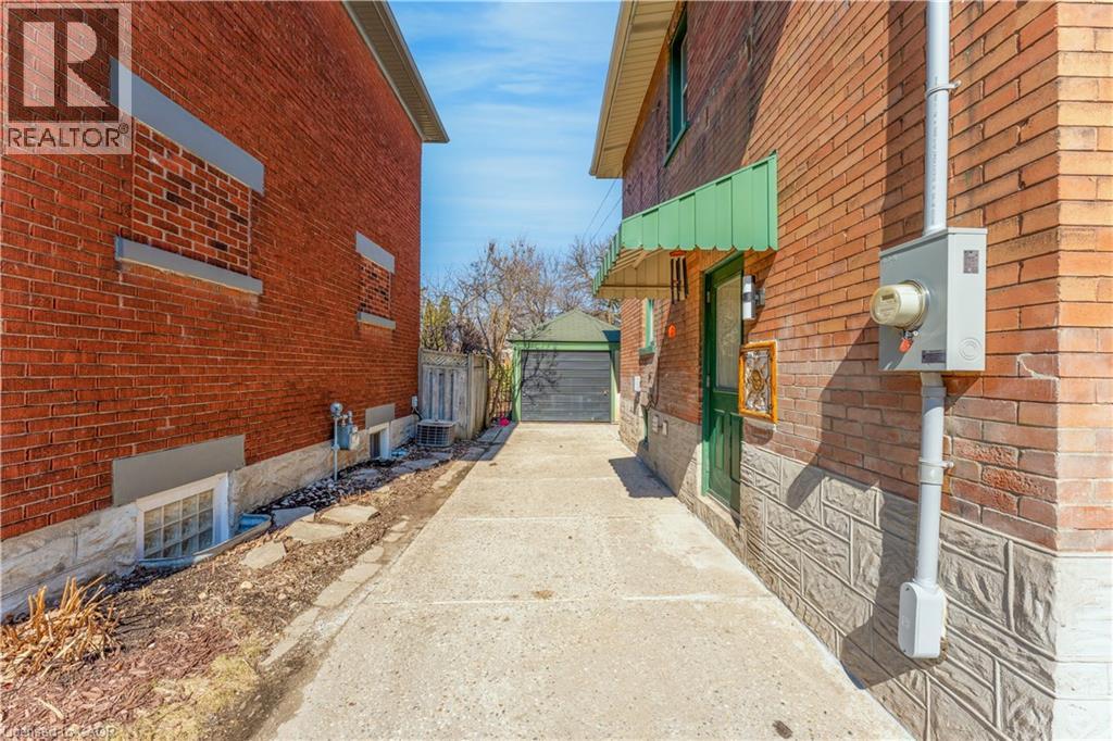 24 Onward Avenue, Kitchener, Ontario  N2H 3J7 - Photo 33 - 40816685