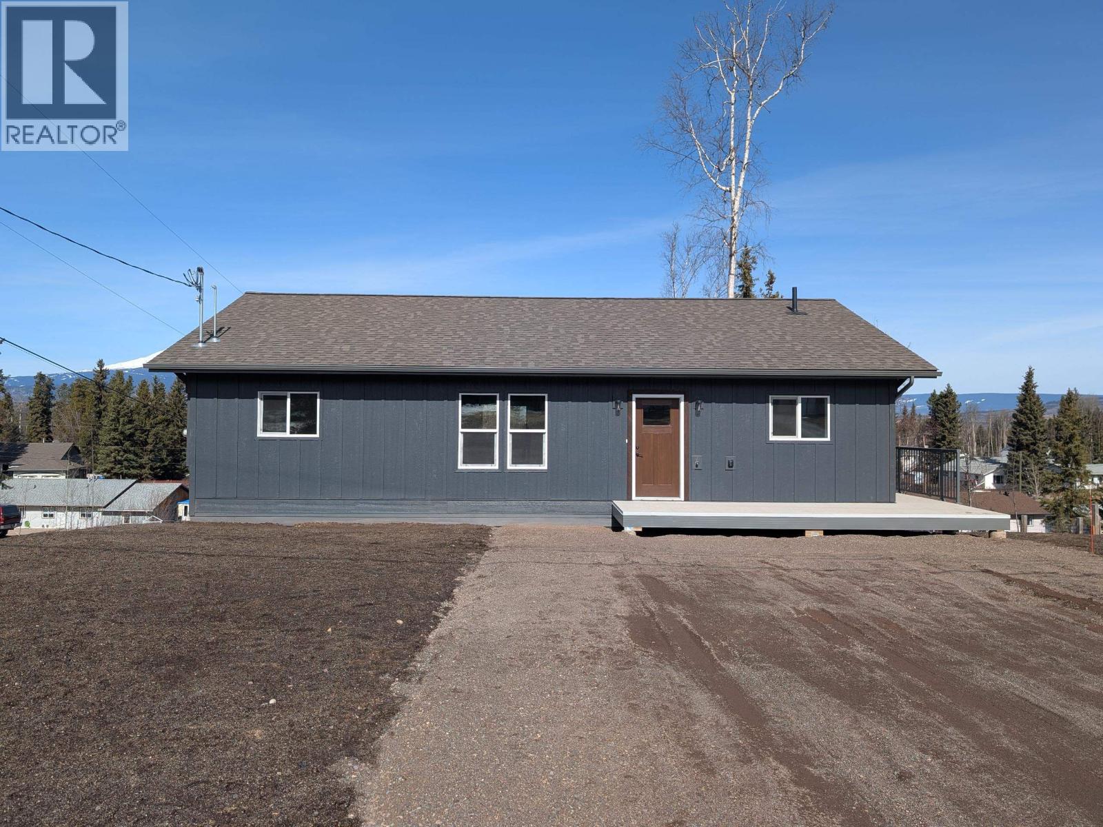 1498 Chestnut Street, Telkwa, British Columbia  V0J 2X0 - Photo 3 - R3077682