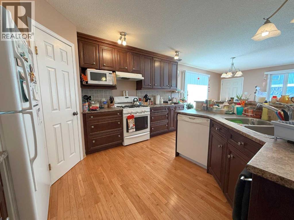 4509 32 Street, Athabasca, Alberta  T9S 2B2 - Photo 4 - A2296412