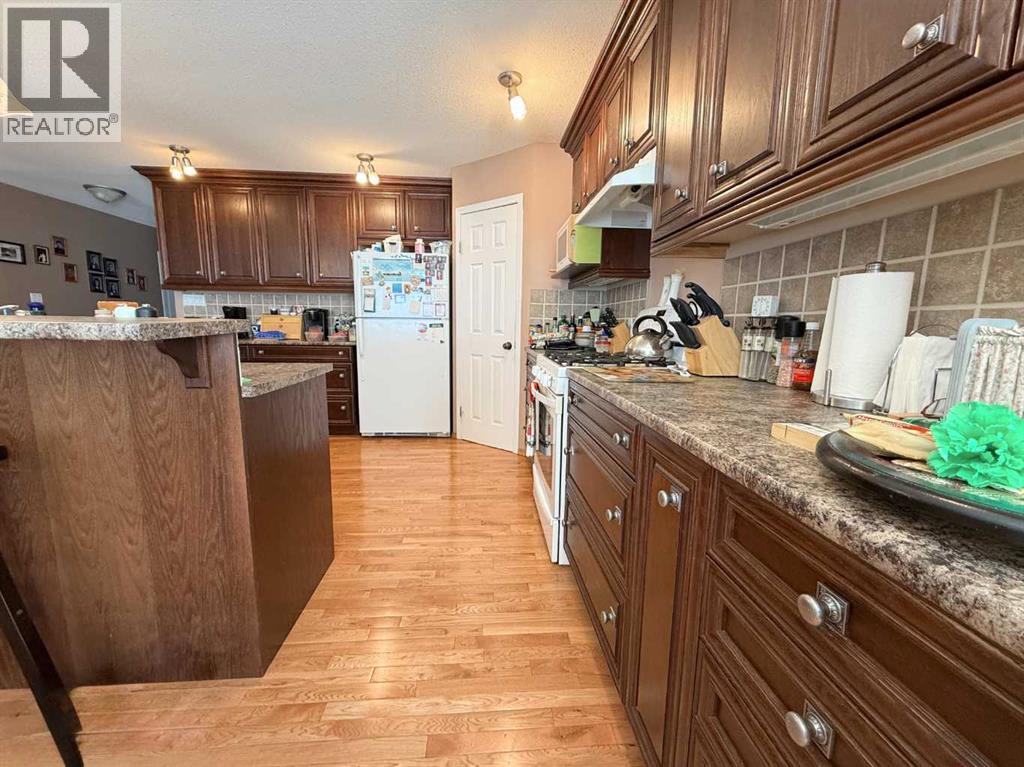 4509 32 Street, Athabasca, Alberta  T9S 2B2 - Photo 6 - A2296412