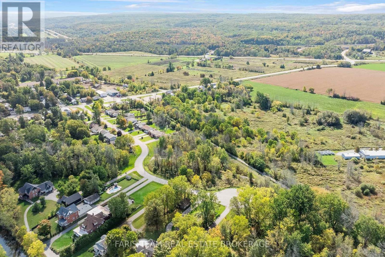 7 Reinbird Street W, Severn, Ontario  L0K 1E0 - Photo 6 - S12899718