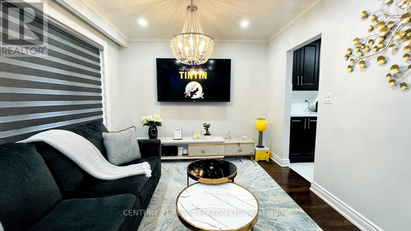 10 Clementine Square, Toronto, Ontario  M1G 2V7 - Photo 6 - E12978754