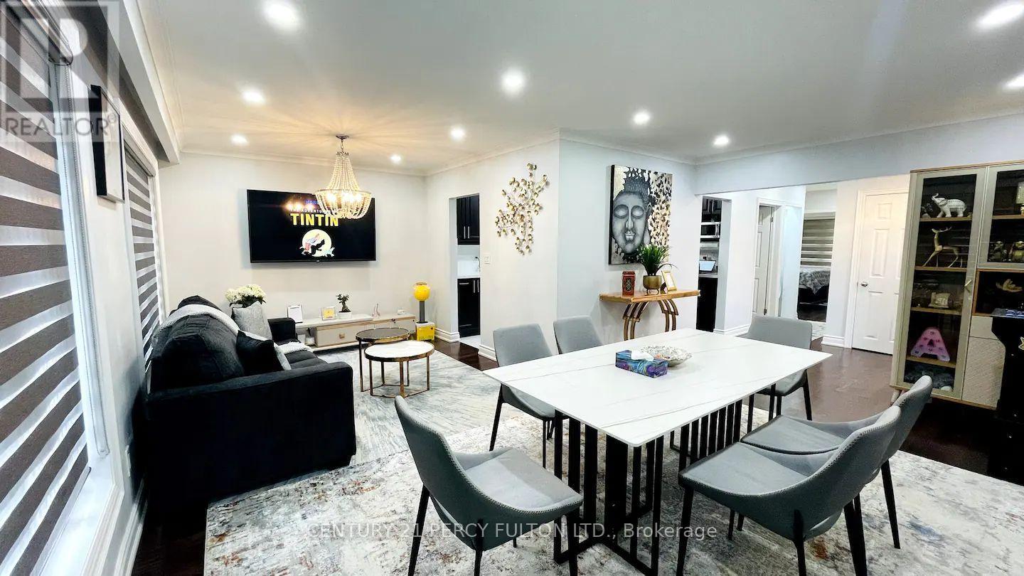 10 Clementine Square, Toronto, Ontario  M1G 2V7 - Photo 7 - E12978754