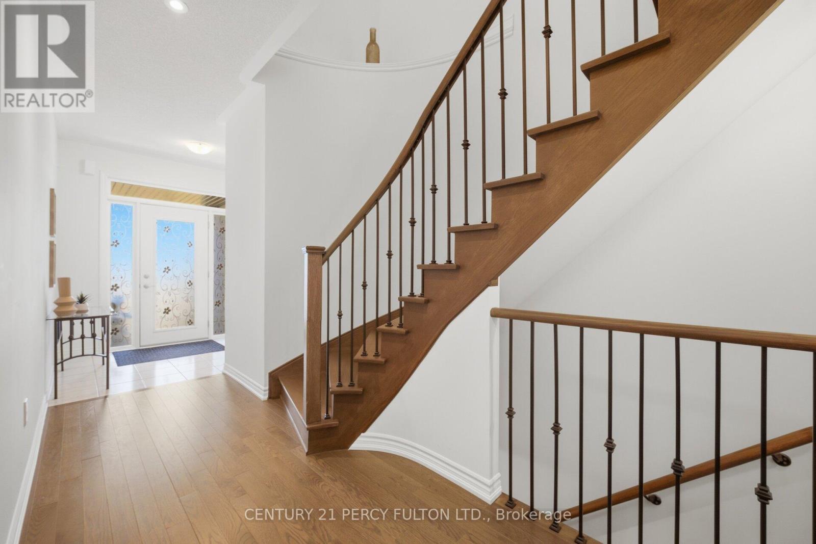 32 Mountainside Crescent, Whitby, Ontario  L1R 0P5 - Photo 21 - E12978836