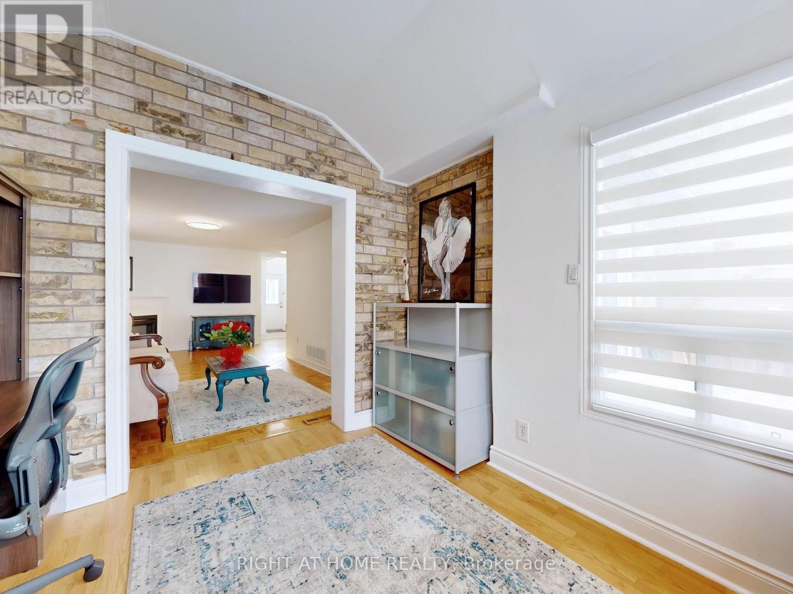 55 Hollybush Drive, Vaughan, Ontario  L6A 2H5 - Photo 13 - N12978822