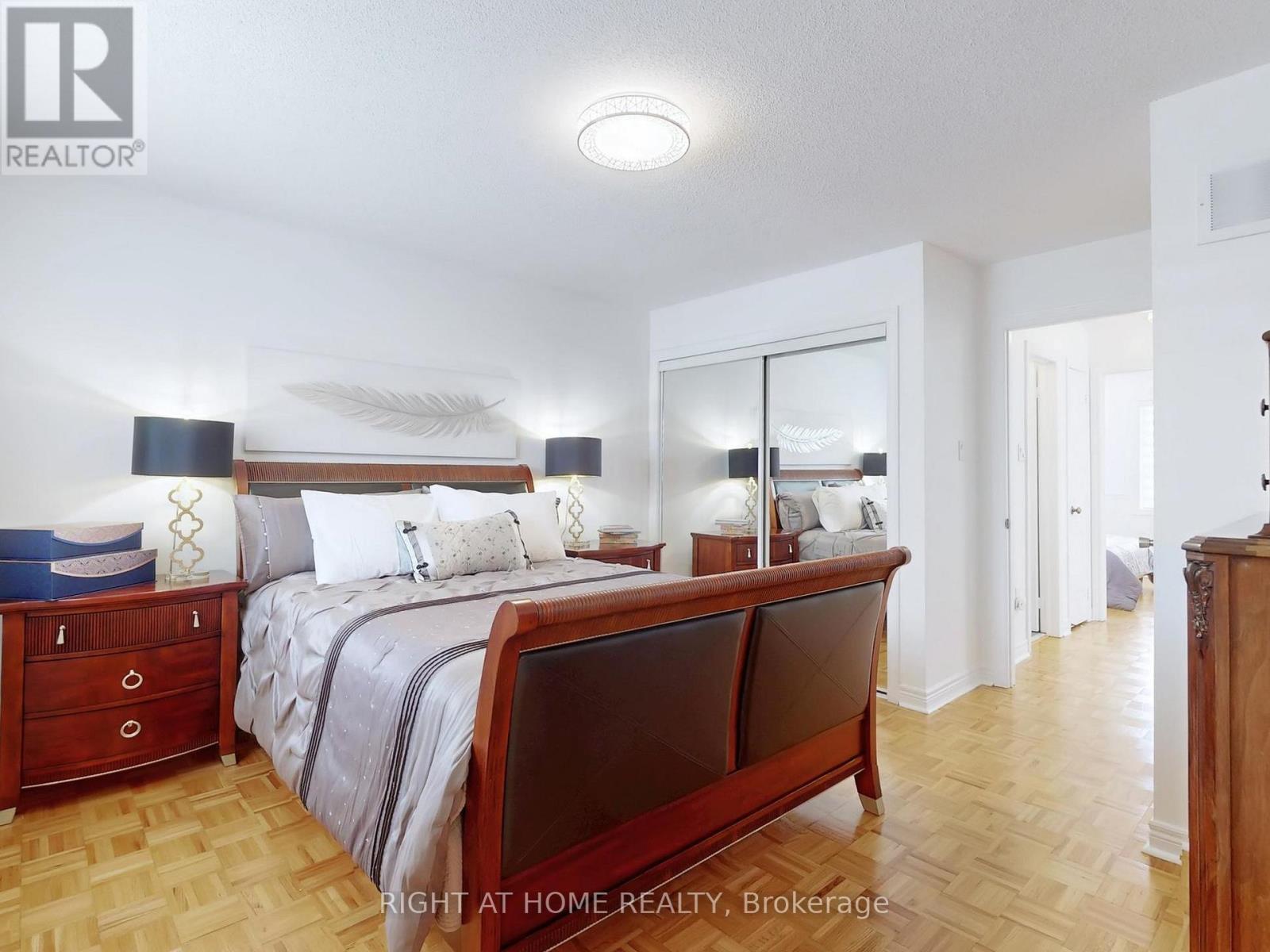 55 Hollybush Drive, Vaughan, Ontario  L6A 2H5 - Photo 16 - N12978822