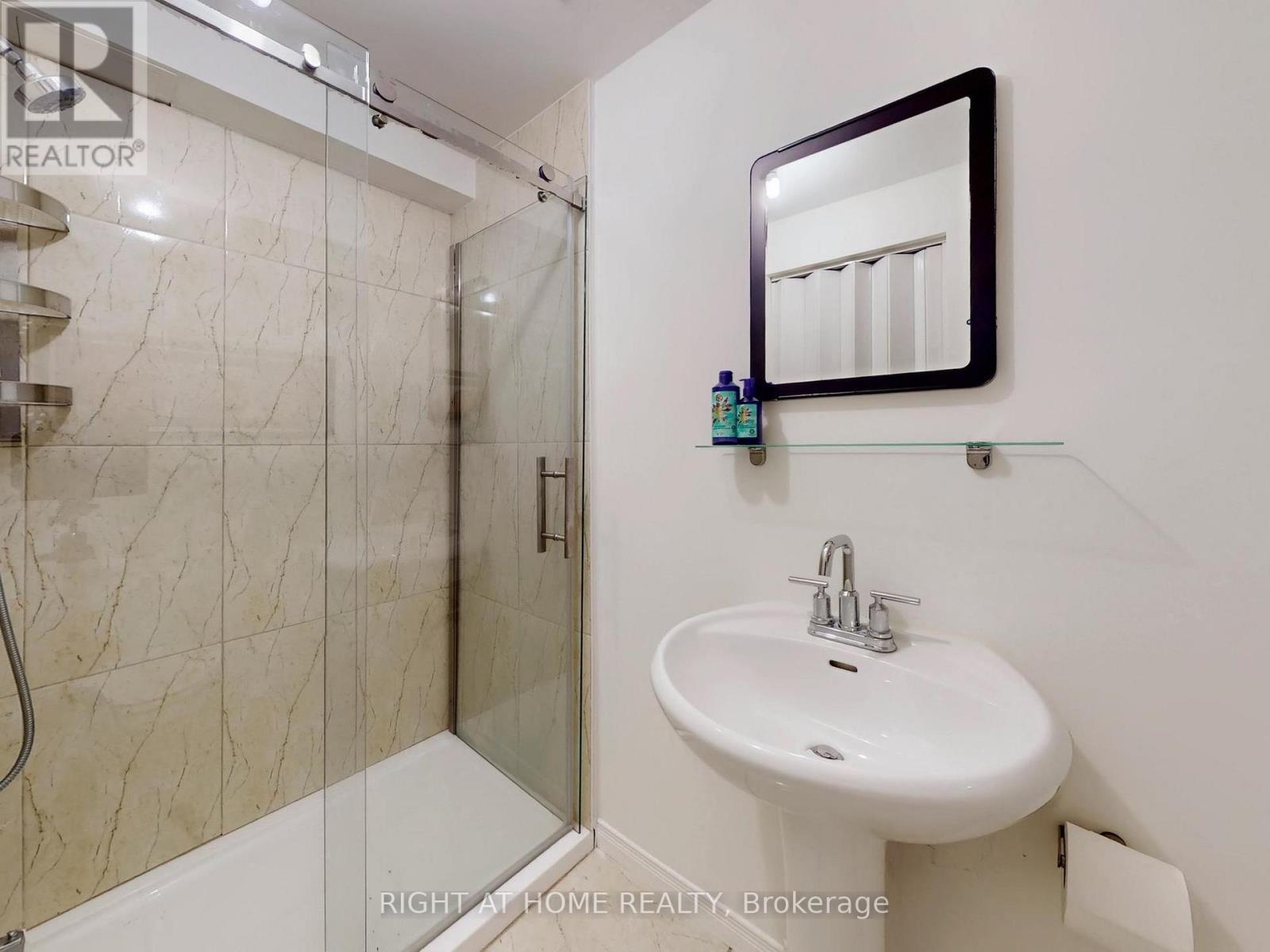 55 Hollybush Drive, Vaughan, Ontario  L6A 2H5 - Photo 24 - N12978822