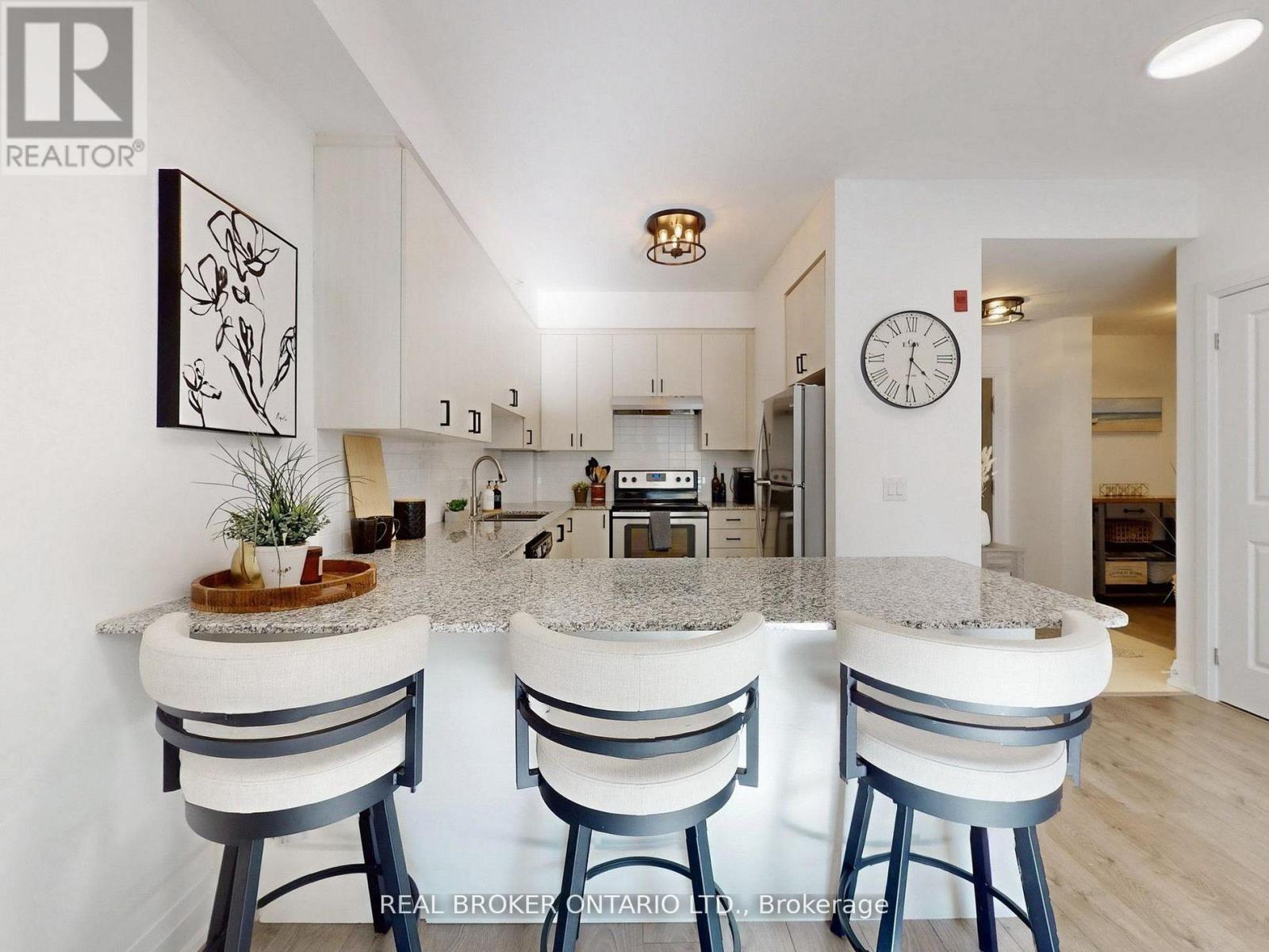 122 - 481 Rupert Avenue, Whitchurch-Stouffville, Ontario  L4A 1Y7 - Photo 6 - N12978826