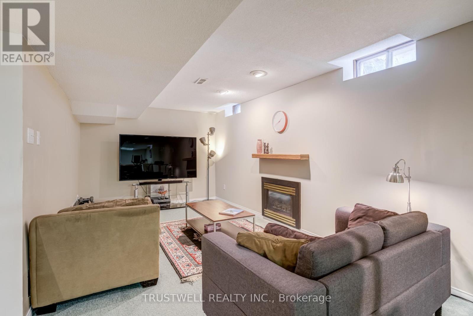 82 Long Island Crescent, Markham, Ontario  L3P 7L8 - Photo 30 - N12978846