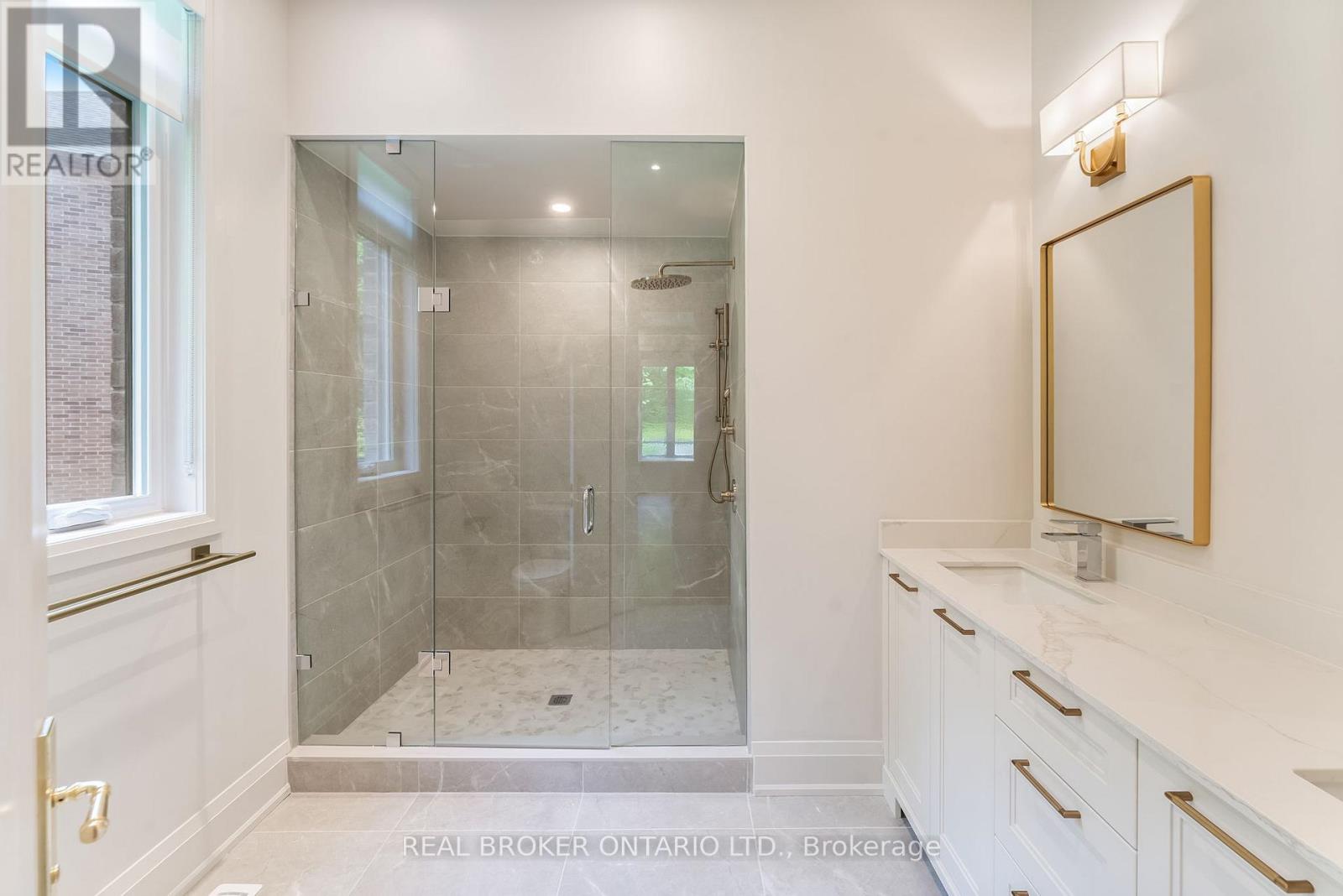 9 Vern Robertson Gate, Uxbridge, Ontario  L9P 0R9 - Photo 16 - N12978880