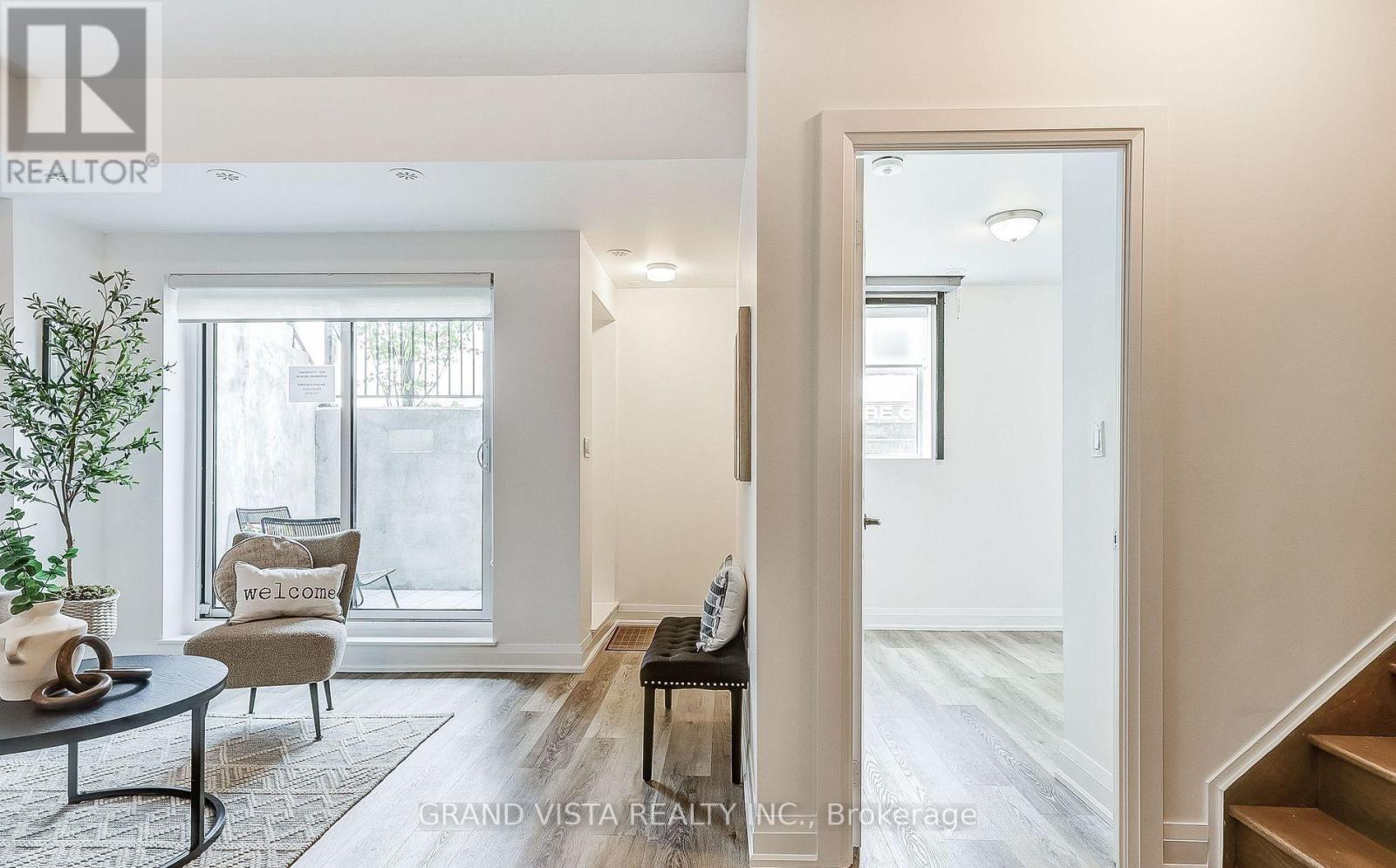 B602 - 5279 Highway 7, Vaughan, Ontario  L4L 0J1 - Photo 16 - N12978900