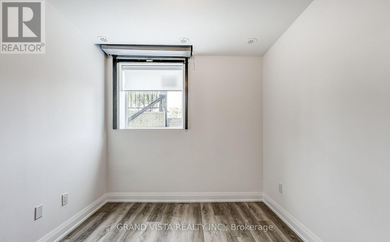 B602 - 5279 Highway 7, Vaughan, Ontario  L4L 0J1 - Photo 21 - N12978900