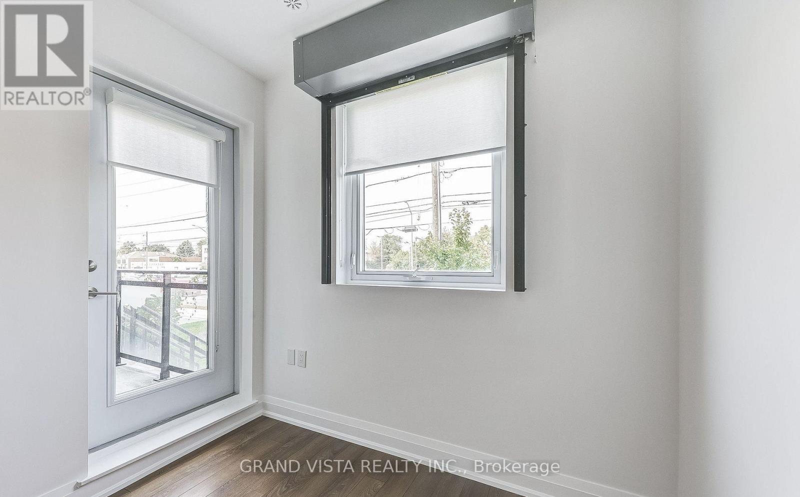 B602 - 5279 Highway 7, Vaughan, Ontario  L4L 0J1 - Photo 25 - N12978900