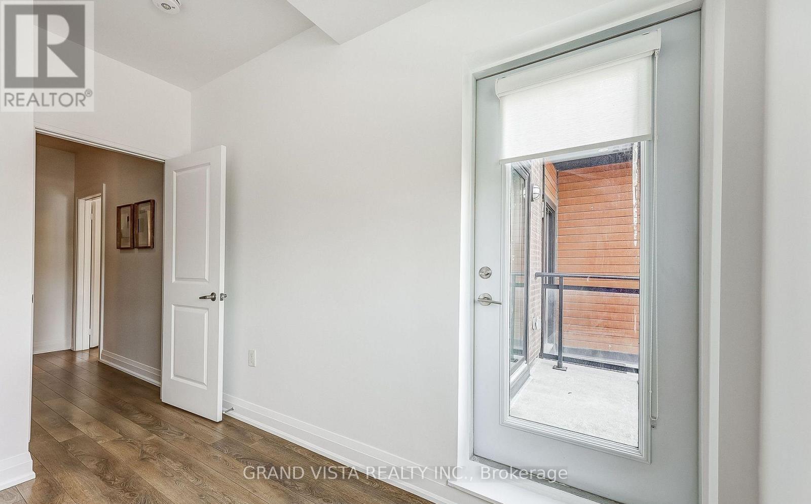 B602 - 5279 Highway 7, Vaughan, Ontario  L4L 0J1 - Photo 26 - N12978900