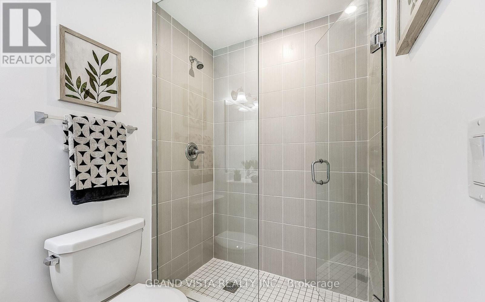 B602 - 5279 Highway 7, Vaughan, Ontario  L4L 0J1 - Photo 34 - N12978900