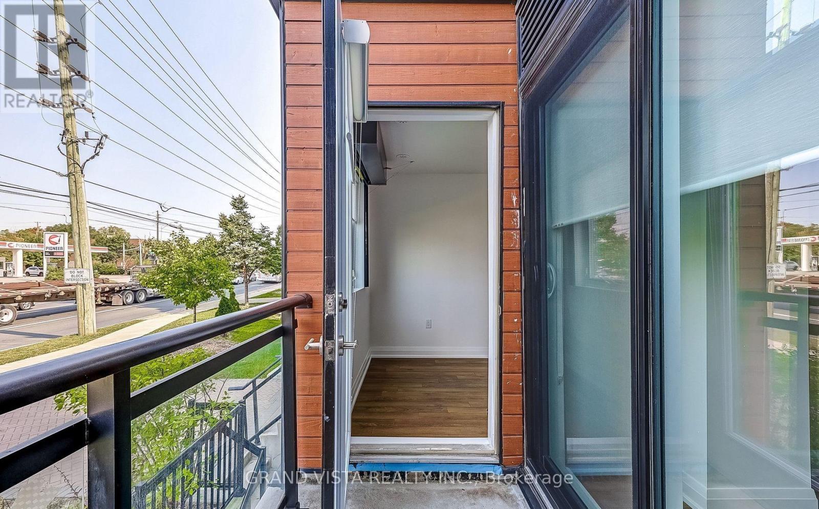 B602 - 5279 Highway 7, Vaughan, Ontario  L4L 0J1 - Photo 40 - N12978900