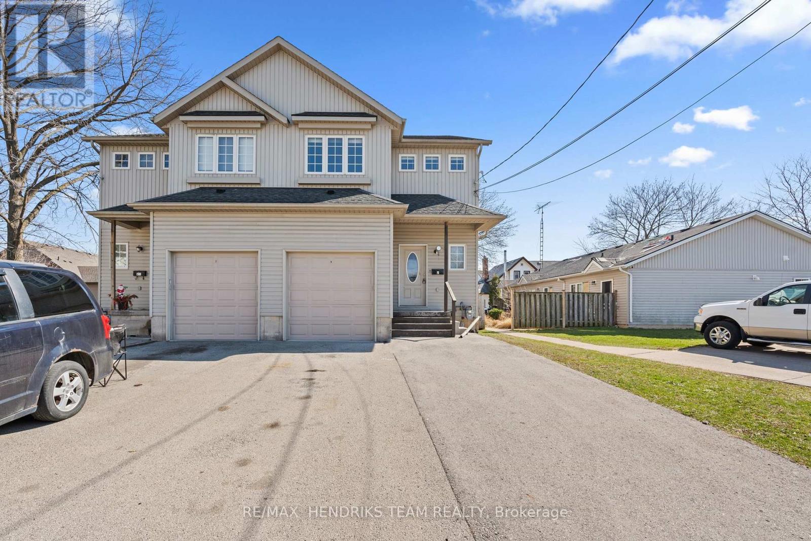 2 Townline Road E, Thorold, Ontario  L2V 2C3 - Photo 2 - X12754662