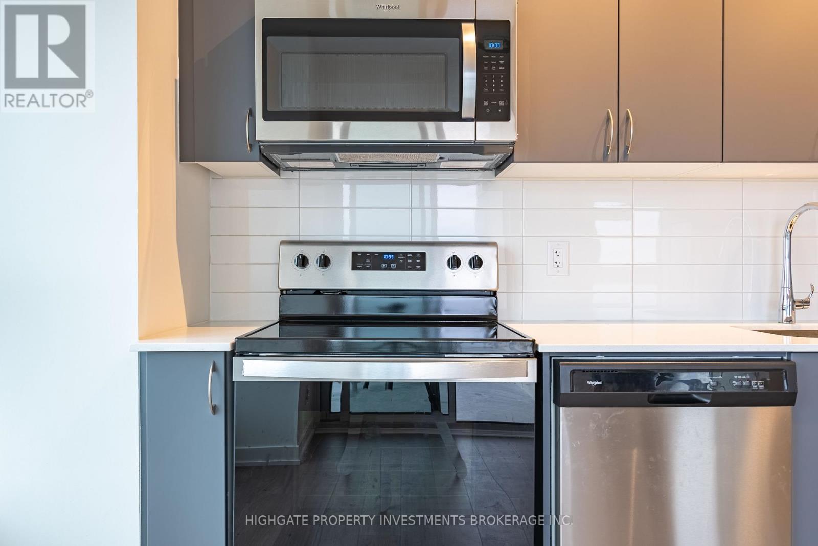 1109 - 56 Lakeside Terrace, Barrie (Little Lake), Ontario  L4M 7B9 - Photo 10 - S12978784