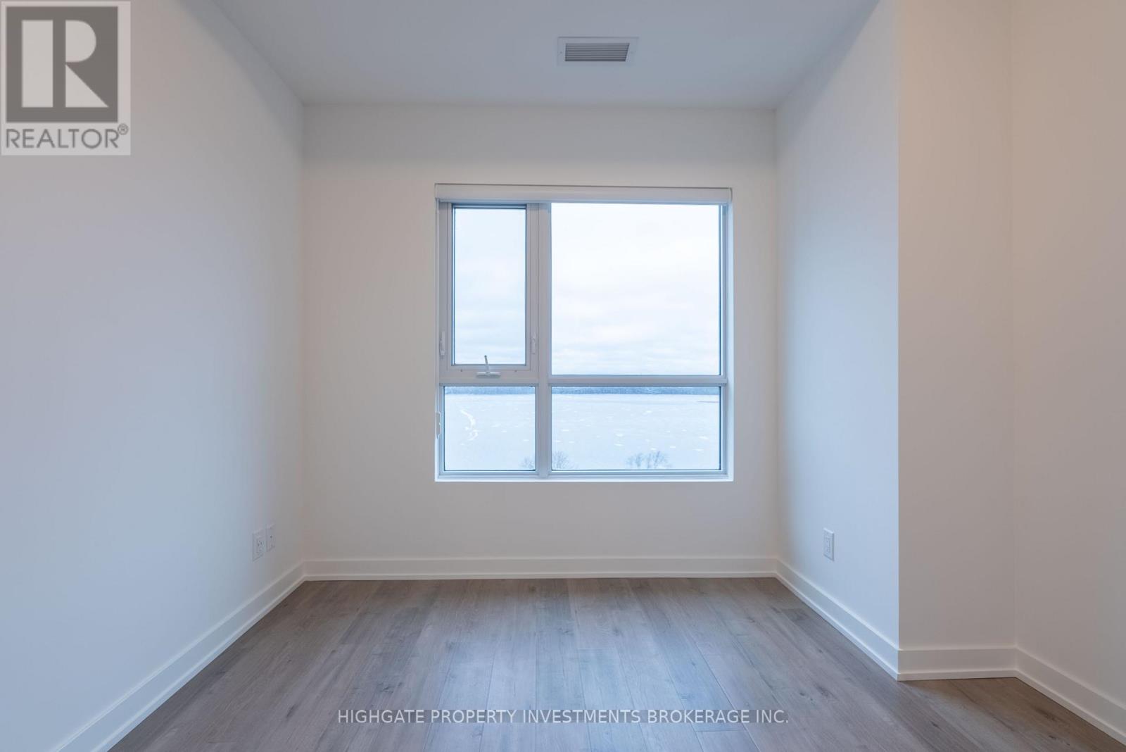 1109 - 56 Lakeside Terrace, Barrie (Little Lake), Ontario  L4M 7B9 - Photo 12 - S12978784