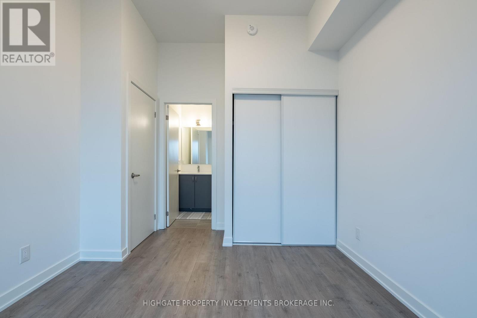 1109 - 56 Lakeside Terrace, Barrie (Little Lake), Ontario  L4M 7B9 - Photo 13 - S12978784