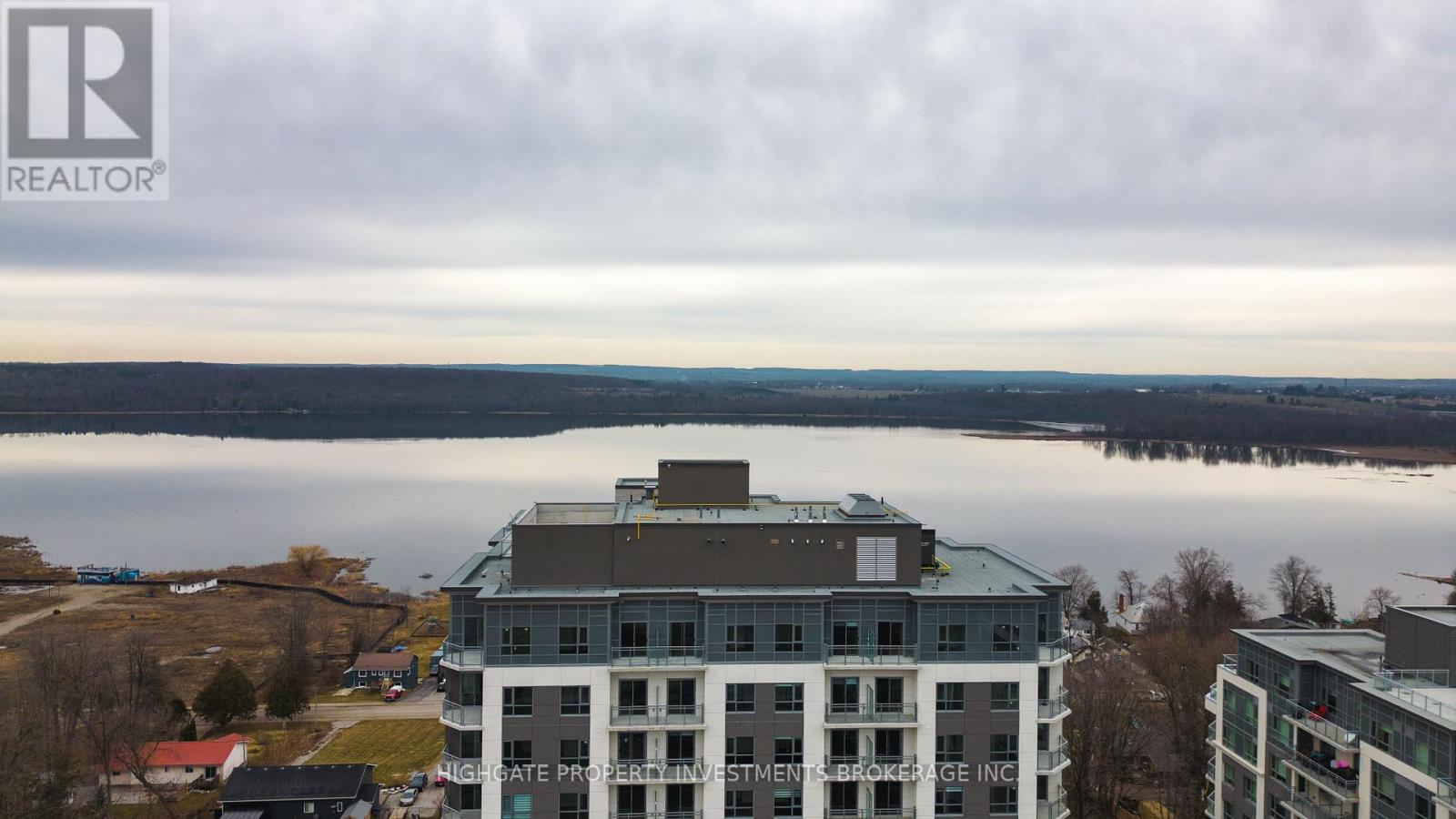 1109 - 56 Lakeside Terrace, Barrie (Little Lake), Ontario  L4M 7B9 - Photo 37 - S12978784