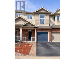 215 PARKROSE PRIVATE, Ottawa, Ontario