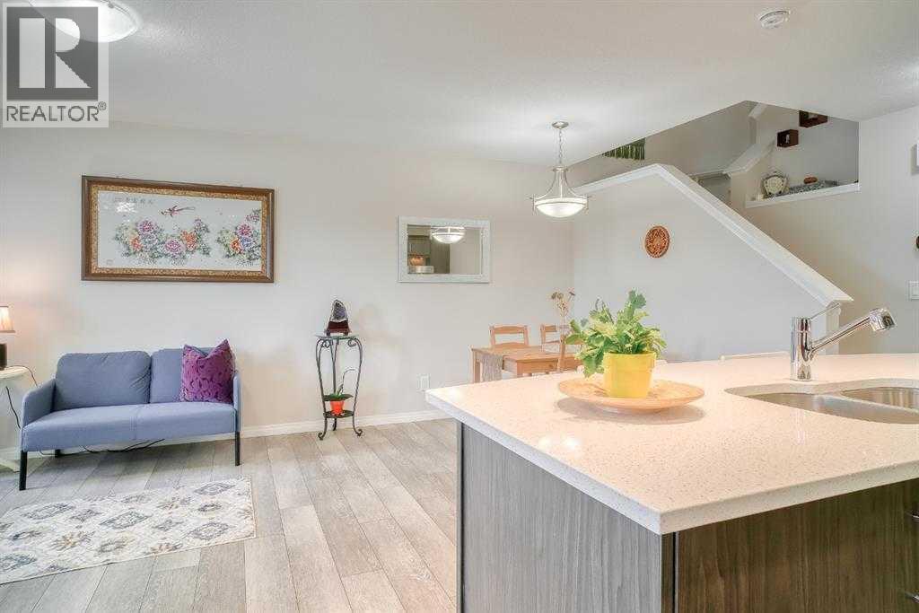 97 Yorkville Boulevard SW, Calgary, Alberta  T2X 4J9 - Photo 20 - A2277782