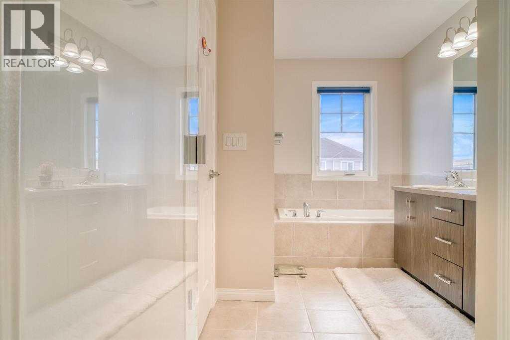 97 Yorkville Boulevard SW, Calgary, Alberta  T2X 4J9 - Photo 38 - A2277782