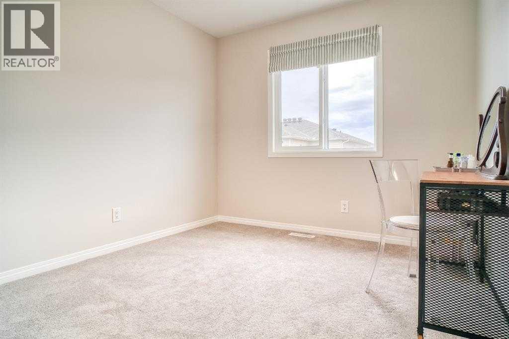 97 Yorkville Boulevard SW, Calgary, Alberta  T2X 4J9 - Photo 28 - A2277782