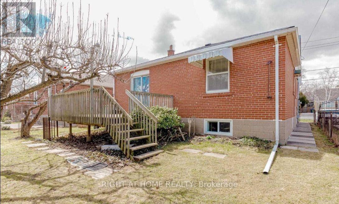 1205 Kipling Avenue, Toronto, Ontario  M9B 3M8 - Photo 18 - W12978776