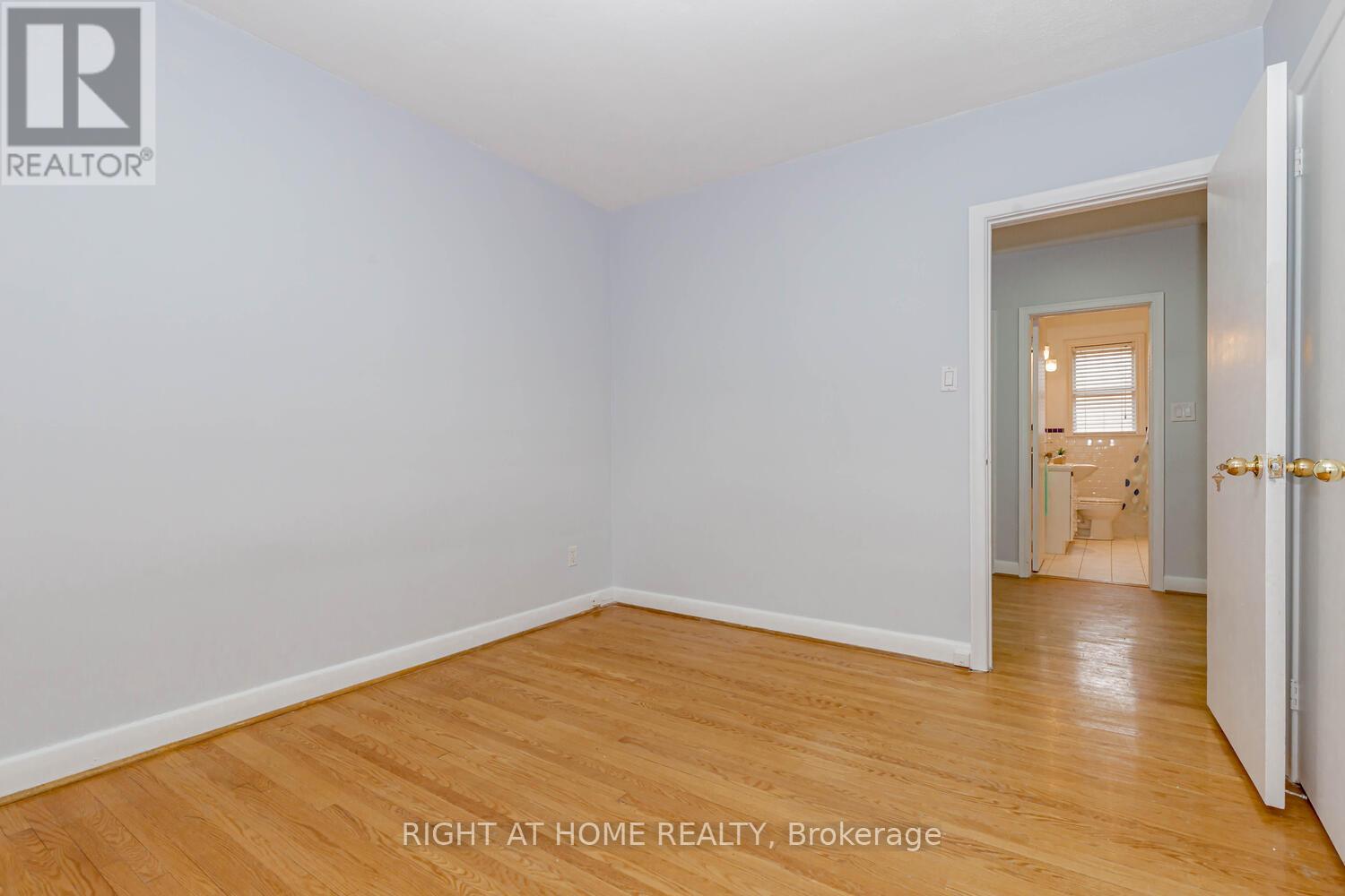 1205 Kipling Avenue, Toronto, Ontario  M9B 3M8 - Photo 8 - W12978776