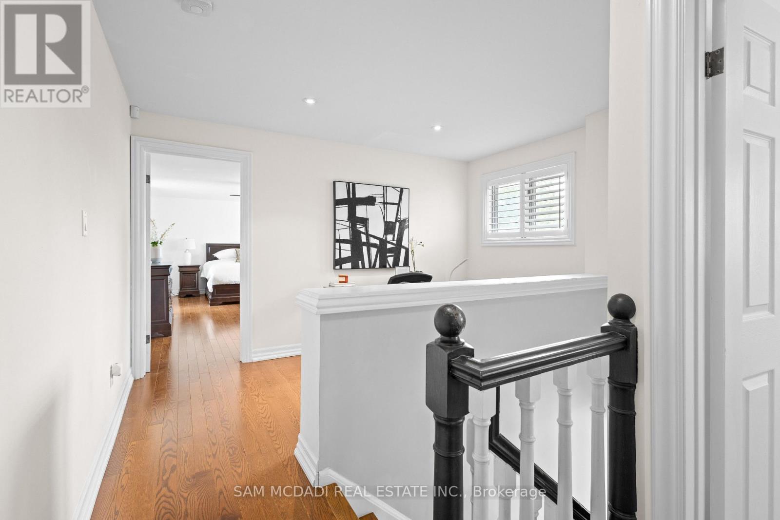 492 Country Club Crescent, Mississauga, Ontario  L5J 2R2 - Photo 19 - W12978782