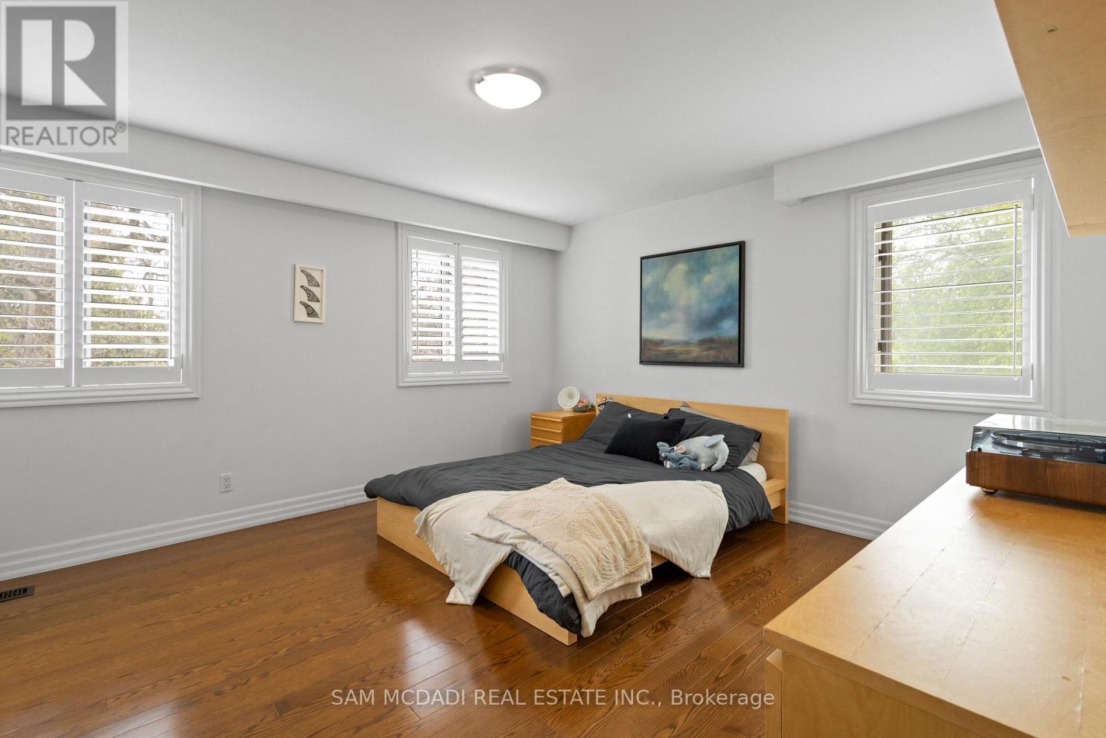 492 Country Club Crescent, Mississauga, Ontario  L5J 2R2 - Photo 30 - W12978782