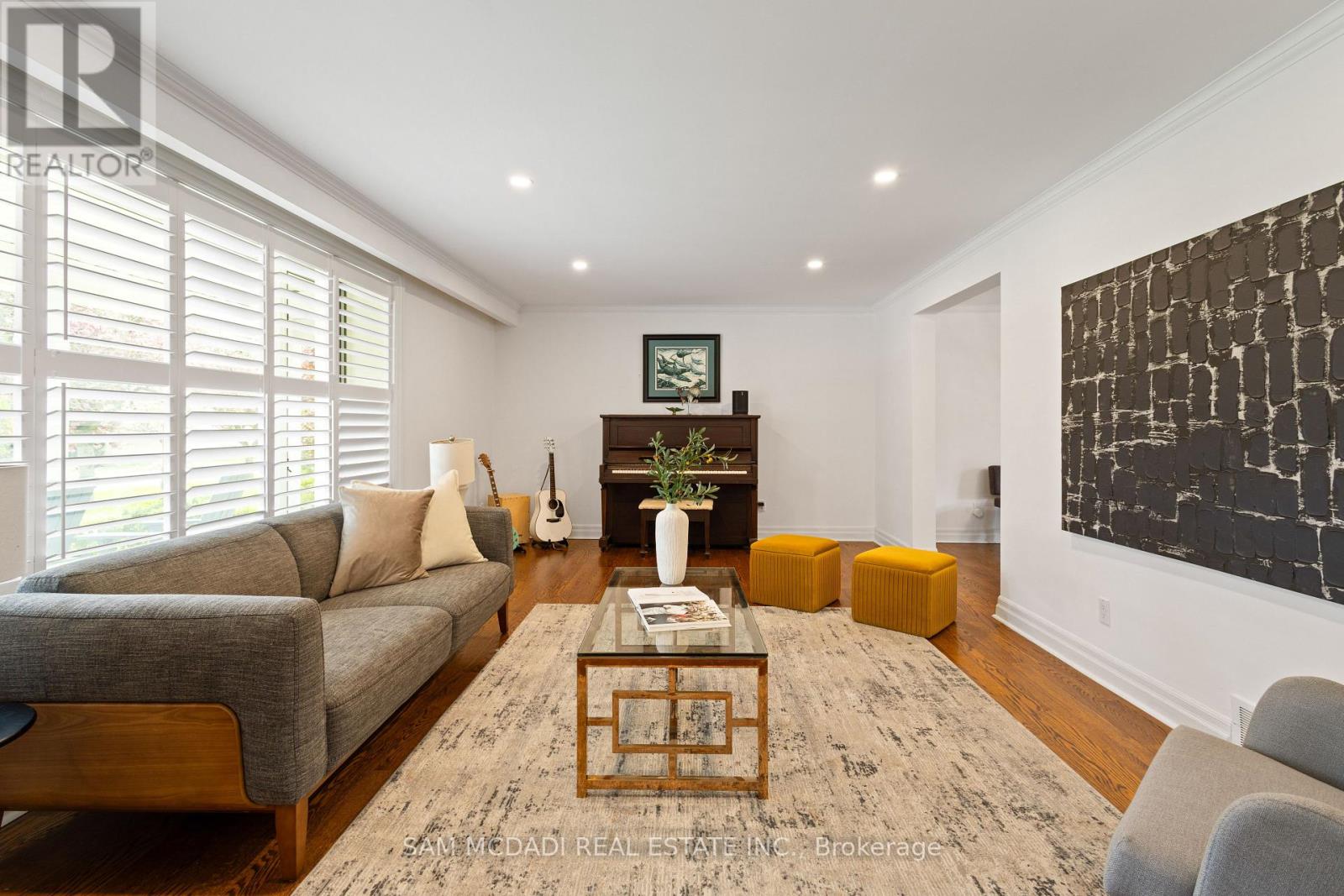 492 Country Club Crescent, Mississauga, Ontario  L5J 2R2 - Photo 6 - W12978782