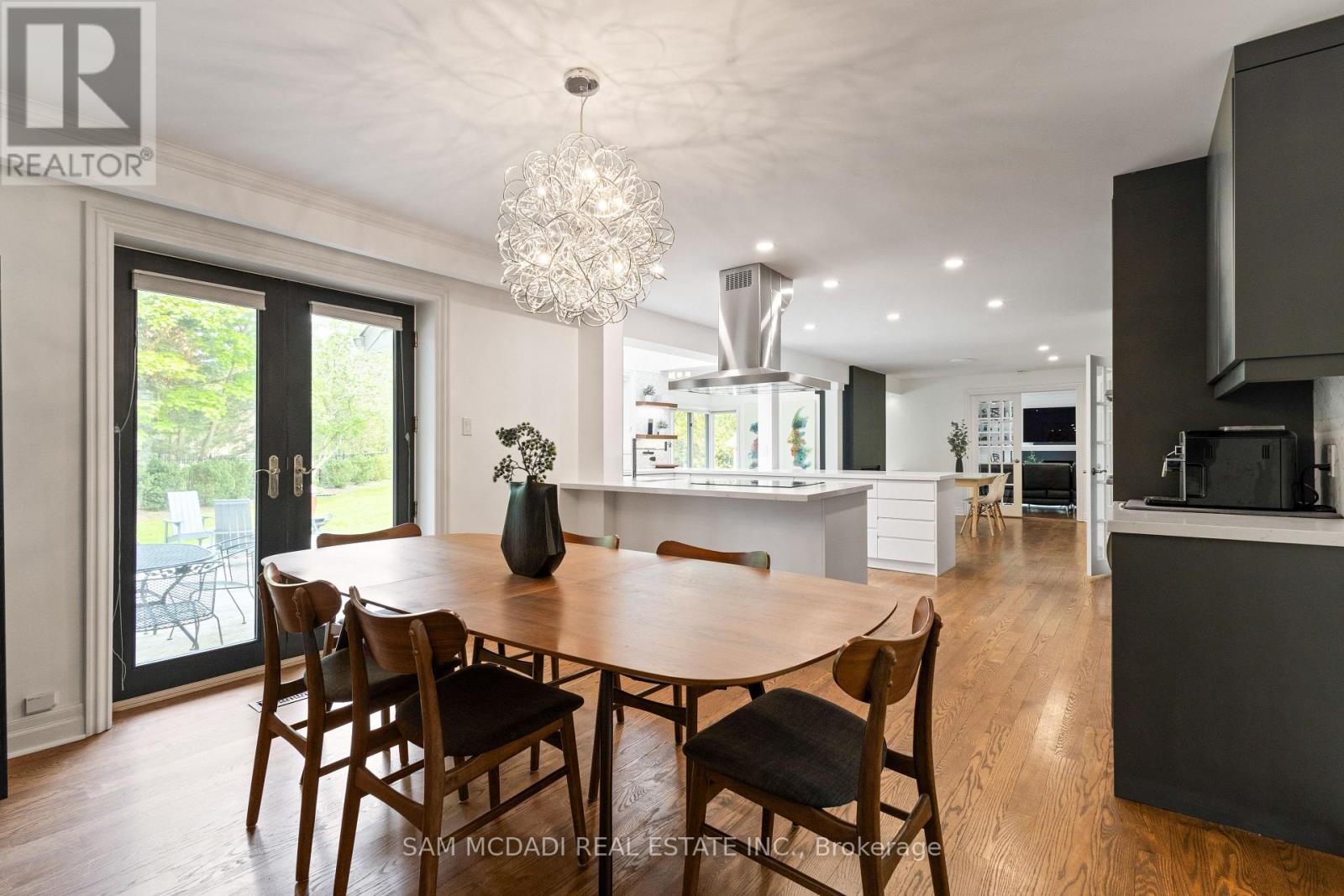 492 Country Club Crescent, Mississauga, Ontario  L5J 2R2 - Photo 7 - W12978782