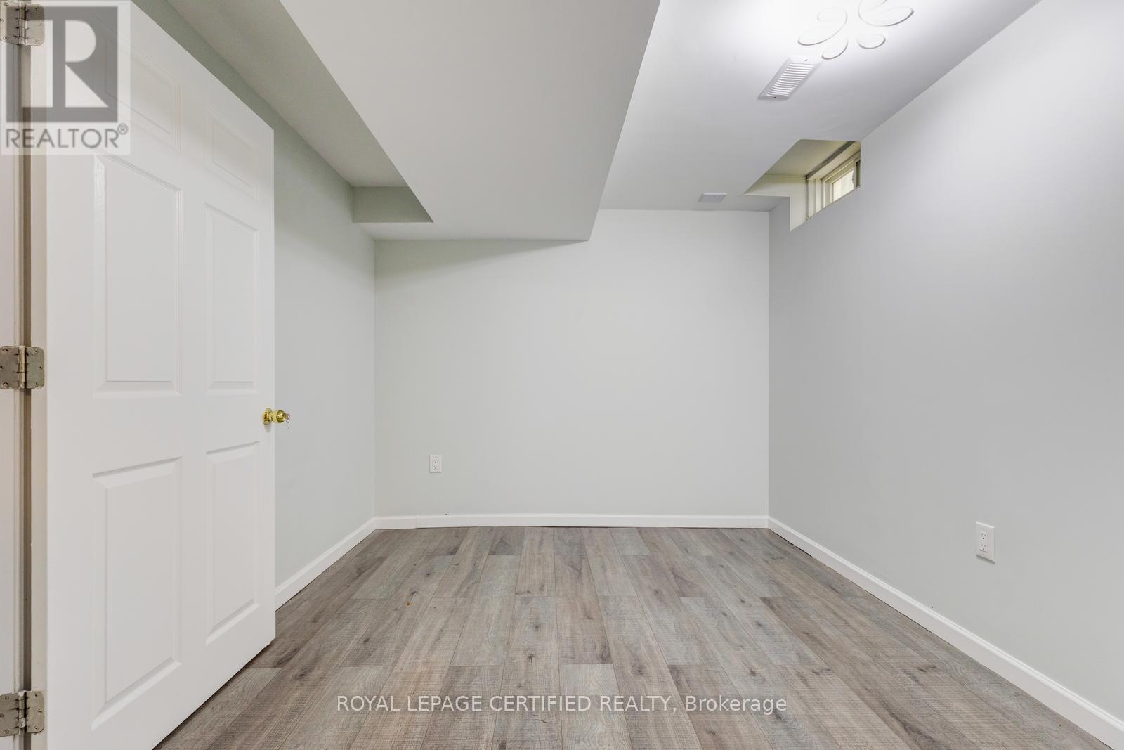 299 Pressed Brick Drive N, Brampton, Ontario  L6V 4L2 - Photo 36 - W12978796