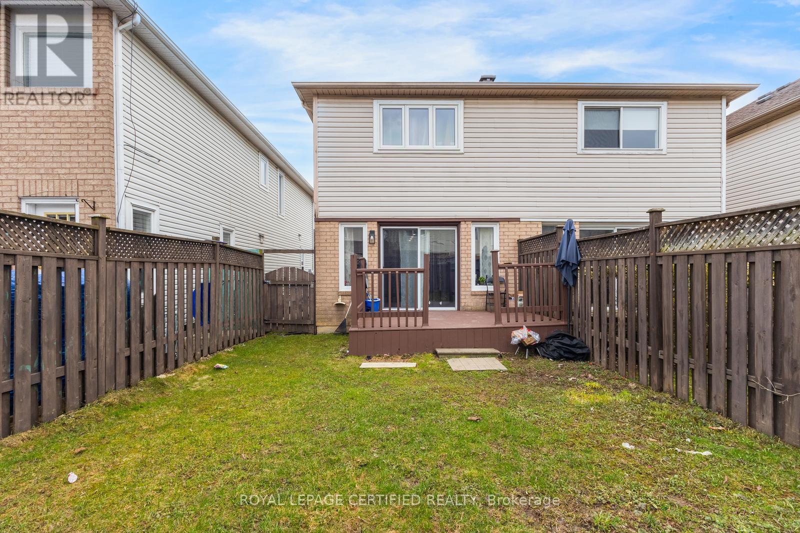 299 Pressed Brick Drive N, Brampton, Ontario  L6V 4L2 - Photo 43 - W12978796