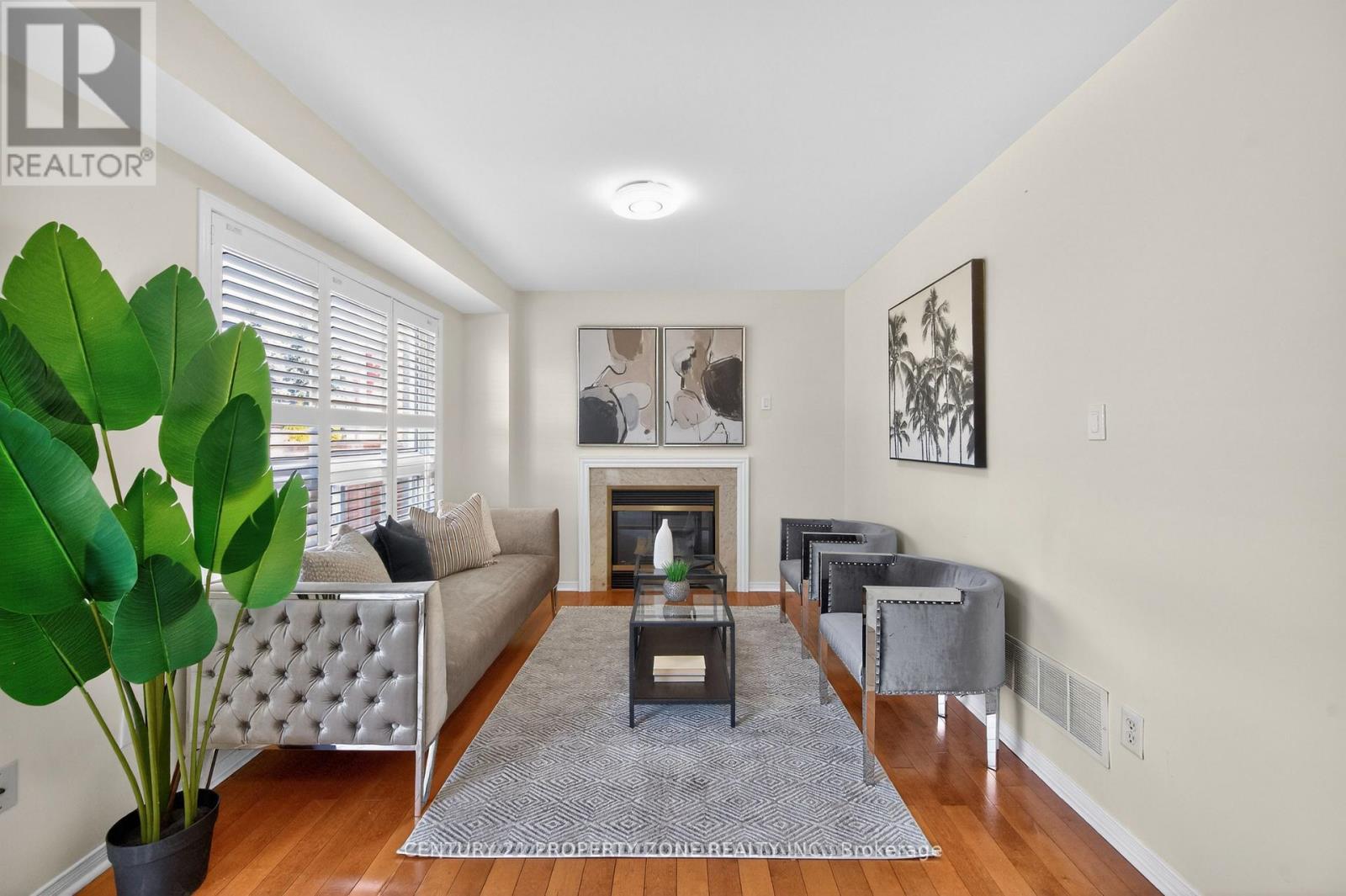 16 Sweet Clover Crescent, Brampton, Ontario  L6R 3A2 - Photo 11 - W12978818