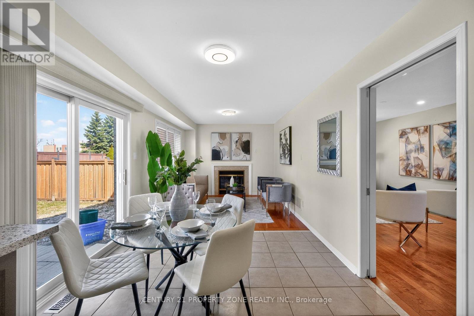 16 Sweet Clover Crescent, Brampton, Ontario  L6R 3A2 - Photo 18 - W12978818