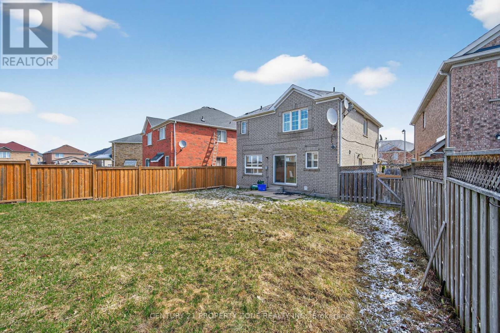 16 Sweet Clover Crescent, Brampton, Ontario  L6R 3A2 - Photo 49 - W12978818