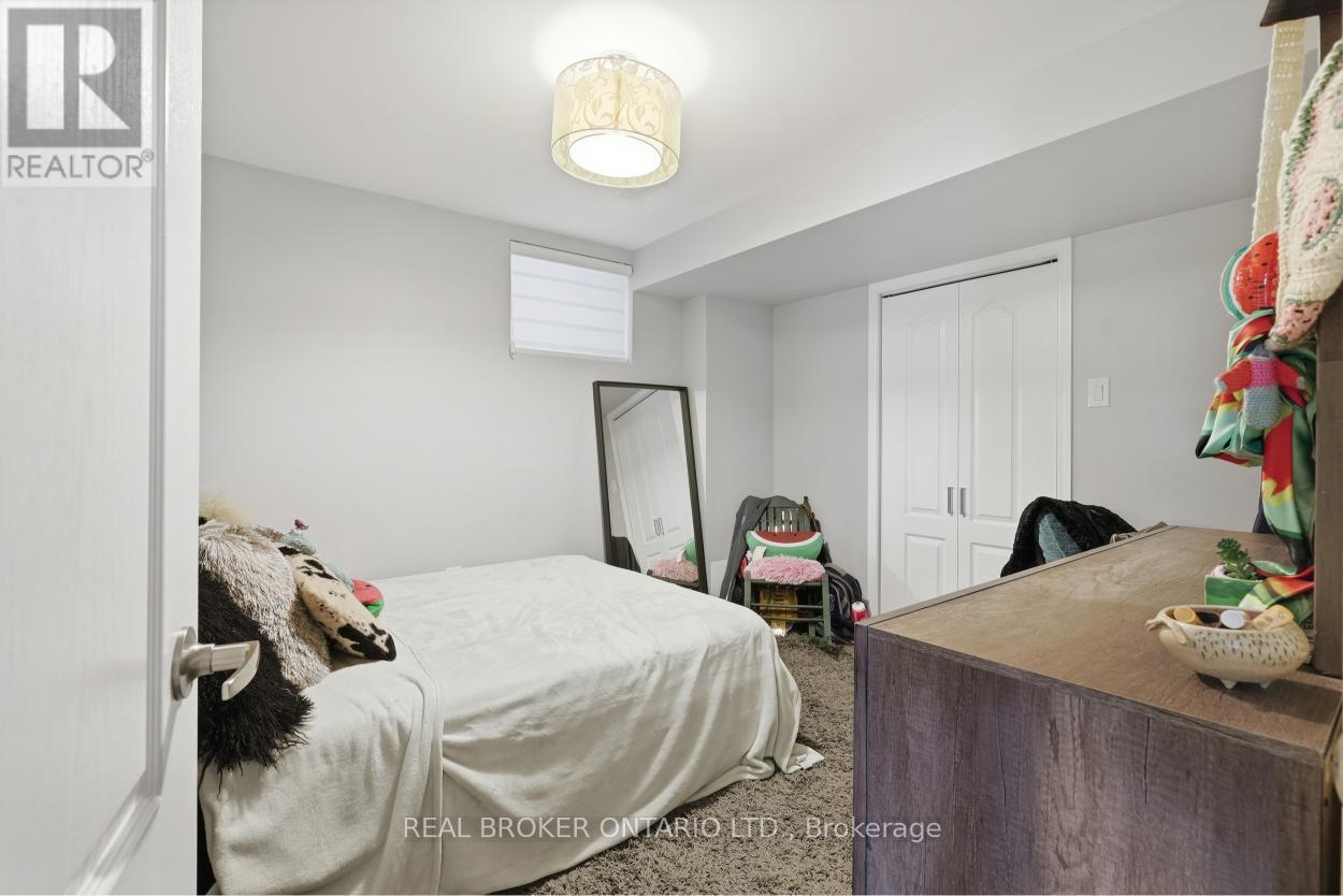 Bsmt - 112 Mincing Trail, Brampton, Ontario  L7A 4S8 - Photo 7 - W12978868