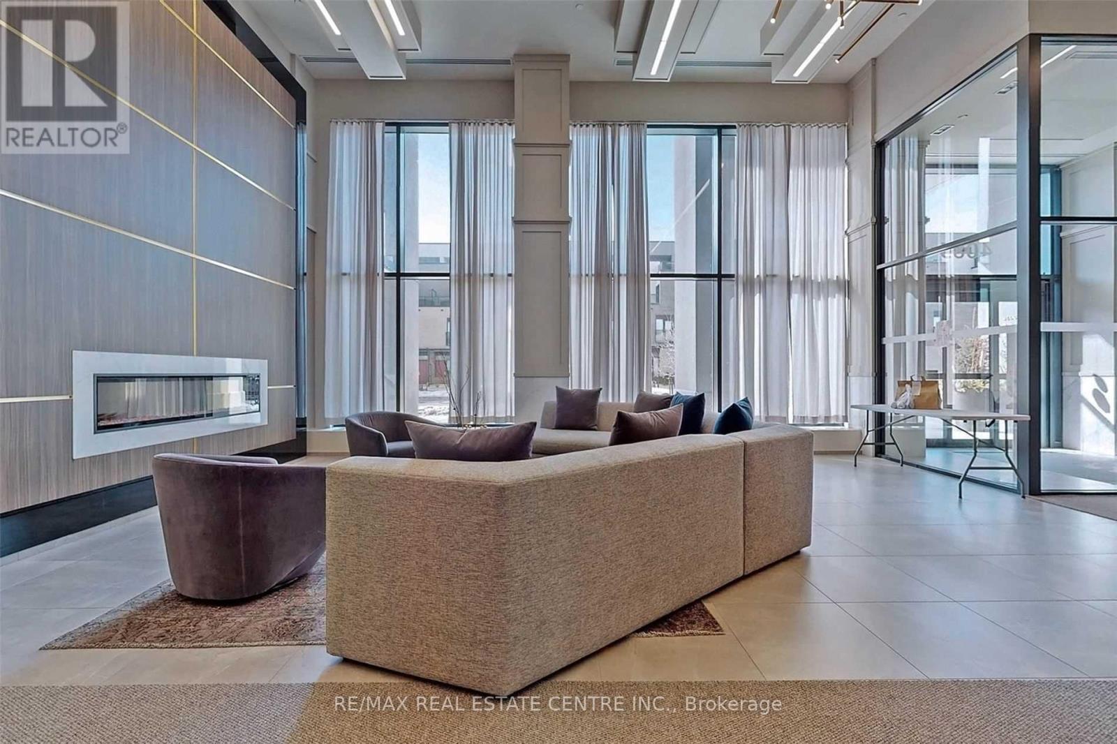 336 - 4085 Parkside Village Drive, Mississauga, Ontario  L5B 0K9 - Photo 6 - W12978876