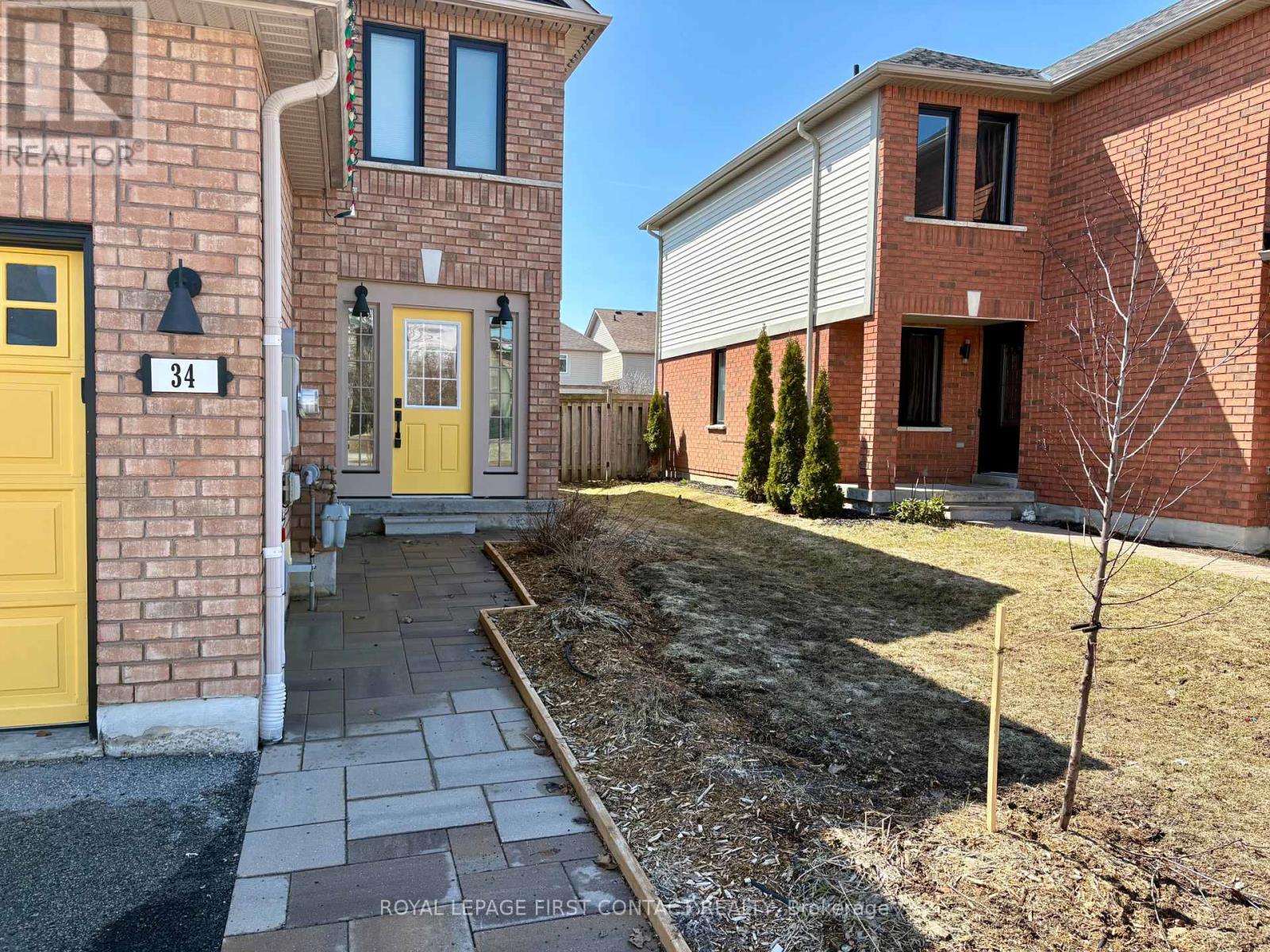 34 Ridwell Street, Barrie, Ontario  L4N 0W7 - Photo 2 - S12853364