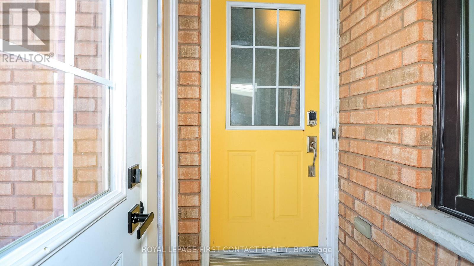 34 Ridwell Street, Barrie, Ontario  L4N 0W7 - Photo 6 - S12853364