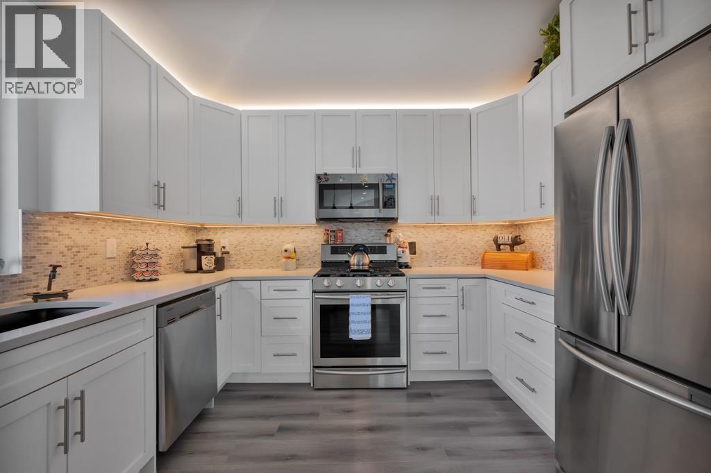 21199 River Road, Maple Ridge, British Columbia  V2X 2A5 - Photo 6 - R3108213