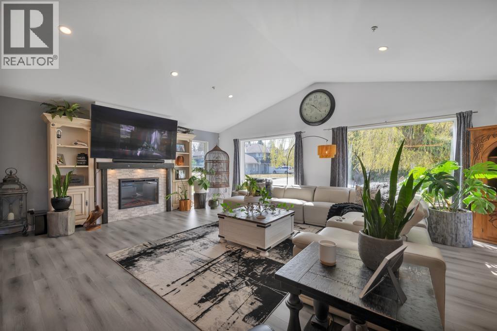 21199 River Road, Maple Ridge, British Columbia  V2X 2A5 - Photo 7 - R3108213