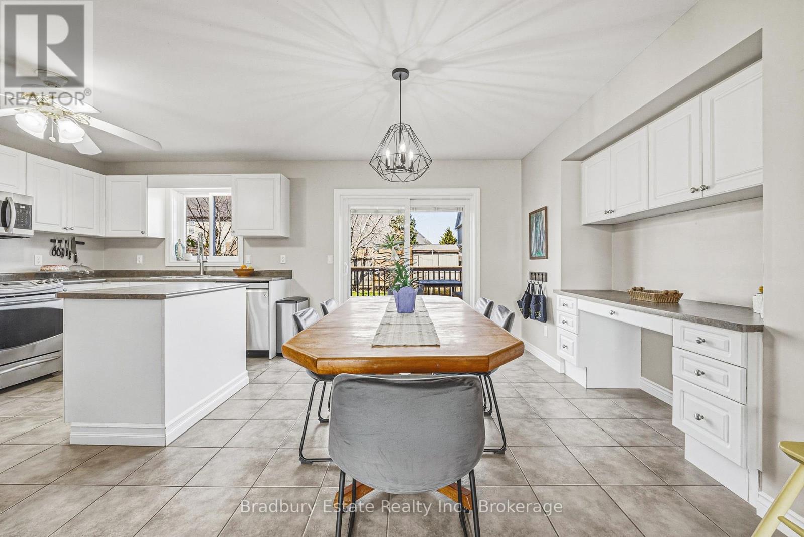 6 Las Road, West Lincoln, Ontario  L0R 2A0 - Photo 11 - X12979076