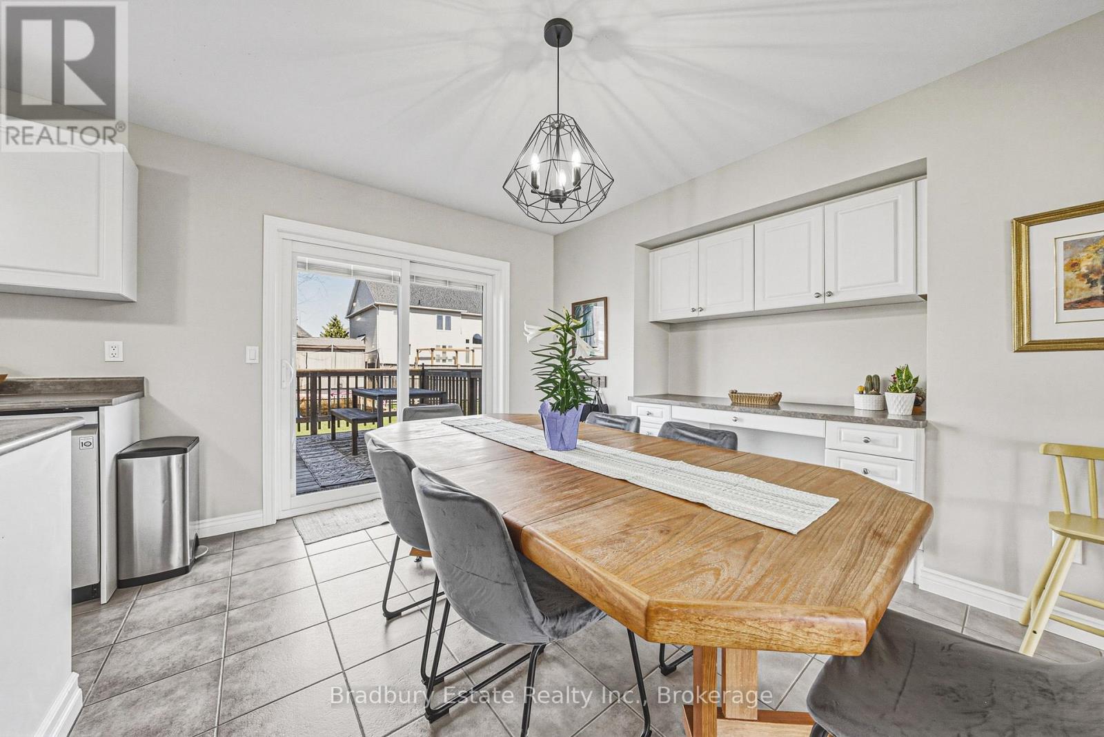 6 Las Road, West Lincoln, Ontario  L0R 2A0 - Photo 12 - X12979076